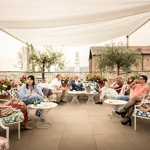 ***** Hotel Due Torri Italia